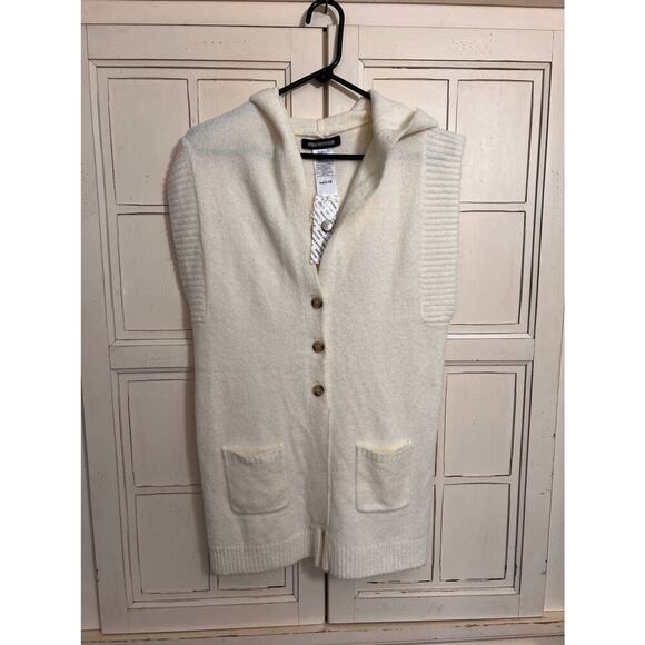 NWT Urban Outfitters ivory sweater romper with hood small - Picture 1 of 4